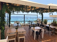 turnkey beachfront burger joint - 1