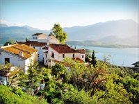 14 village houses lake - 1