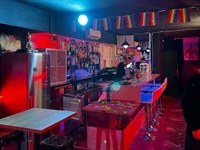 music bar with basement - 3
