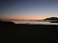 prime located established beach - 1
