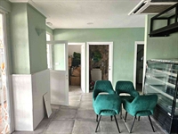 newly renovated café close - 2