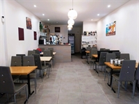 fully equipped central cafe - 3