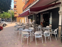 well-known british cafe bar - 1