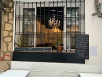 established fish chip restaurant - 3