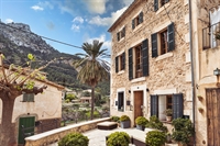 beautiful boutique mountain hotel - 2