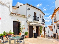 gaucin malaga iconic restaurant - 1