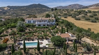 exceptional luxury countryside boutique - 1