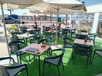 modern trendy fully equipped - 1