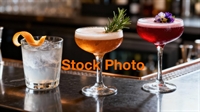 premium cocktail bar the - 1