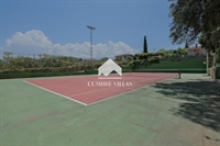 holiday complex with garden - 3