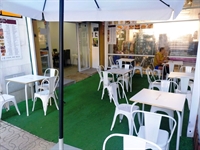 fully equipped central cafe - 1