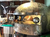 fully equipped pizzeria bar - 2