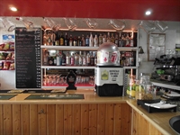 established profitable café bar - 3