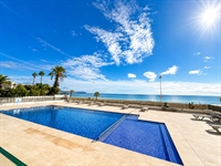 three exclusive seafront commercial - 3