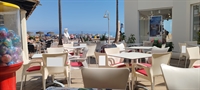 popular successful beachside pizza - 1