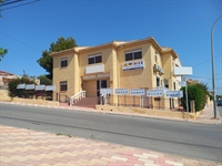 attractive freehold villa with - 1