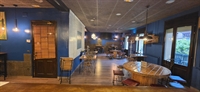 established restaurant near ski - 3