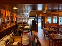 well located bar resturant - 1