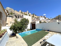 6 licenced tourism apartments - 1