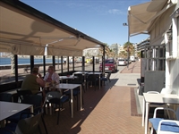 established profitable café bar - 1