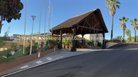 massive freeholdrestaurant with terraces - 1