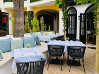 long established fully equipped - 3