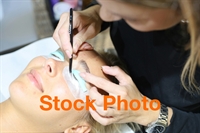 established beauty salon with - 3