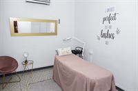 profitable established beauty salon - 3