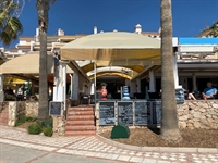 beachside café bar hot - 2