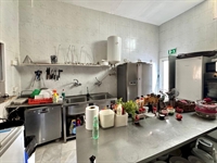prime restaurant bar opportunity - 2