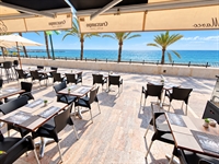 fully equipped seafront restaurant - 1