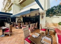 established restaurant sea front - 3