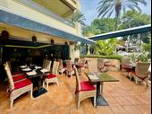 established restaurant sea front