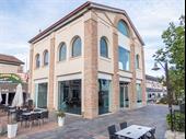 a fabulous freehold opportunity