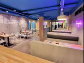 professional seafront restaurant prime
