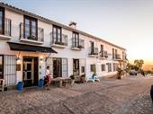 successful lakeview hotel restaurant