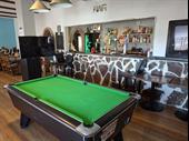 established pub bar prime