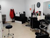 busy hair salon on