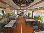 busy restaurant costa del