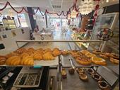 thriving leasehold bakery café